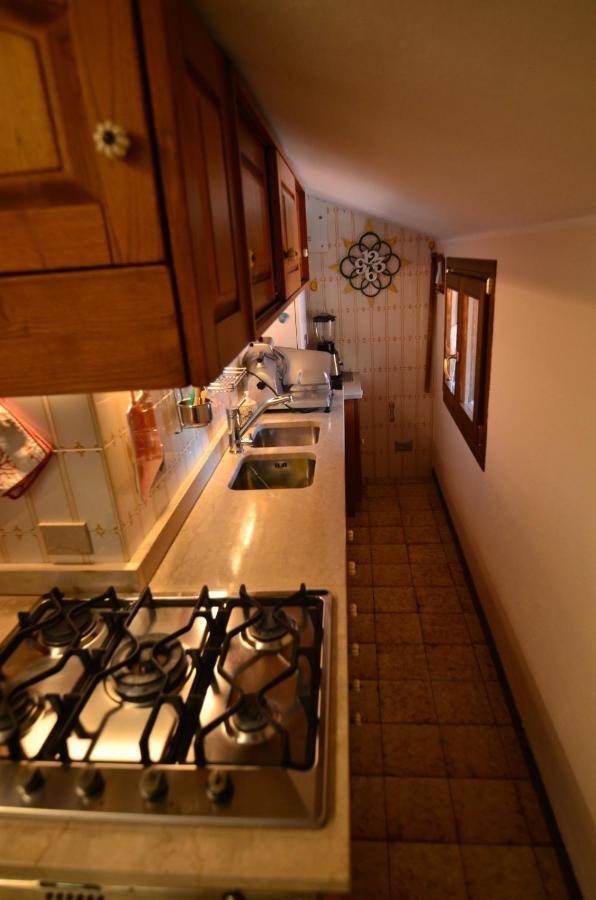 トスコラーノ・マデルノCasa Gabriアパートメント エクステリア 写真